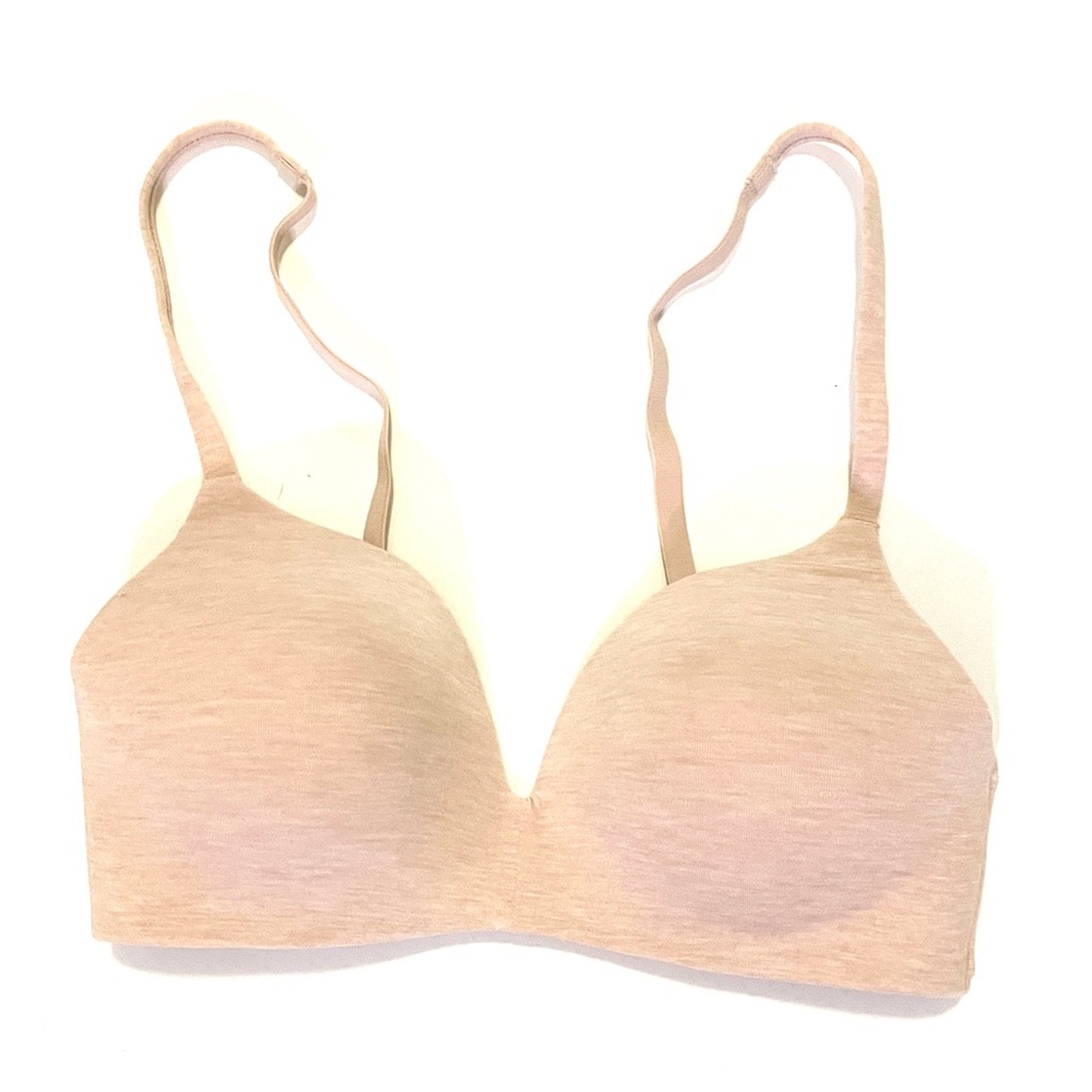Love by GAP Breathe Wireless Bra